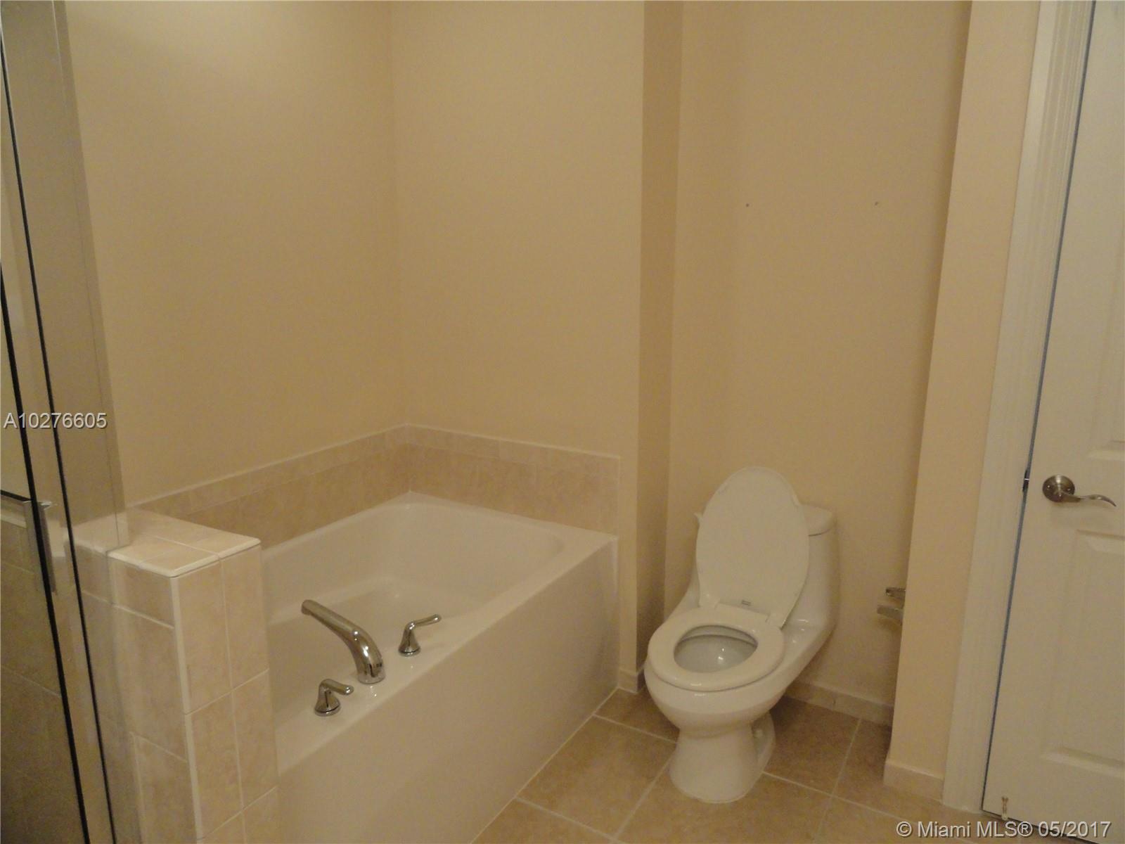 Alaqua Condo - Residential Lease