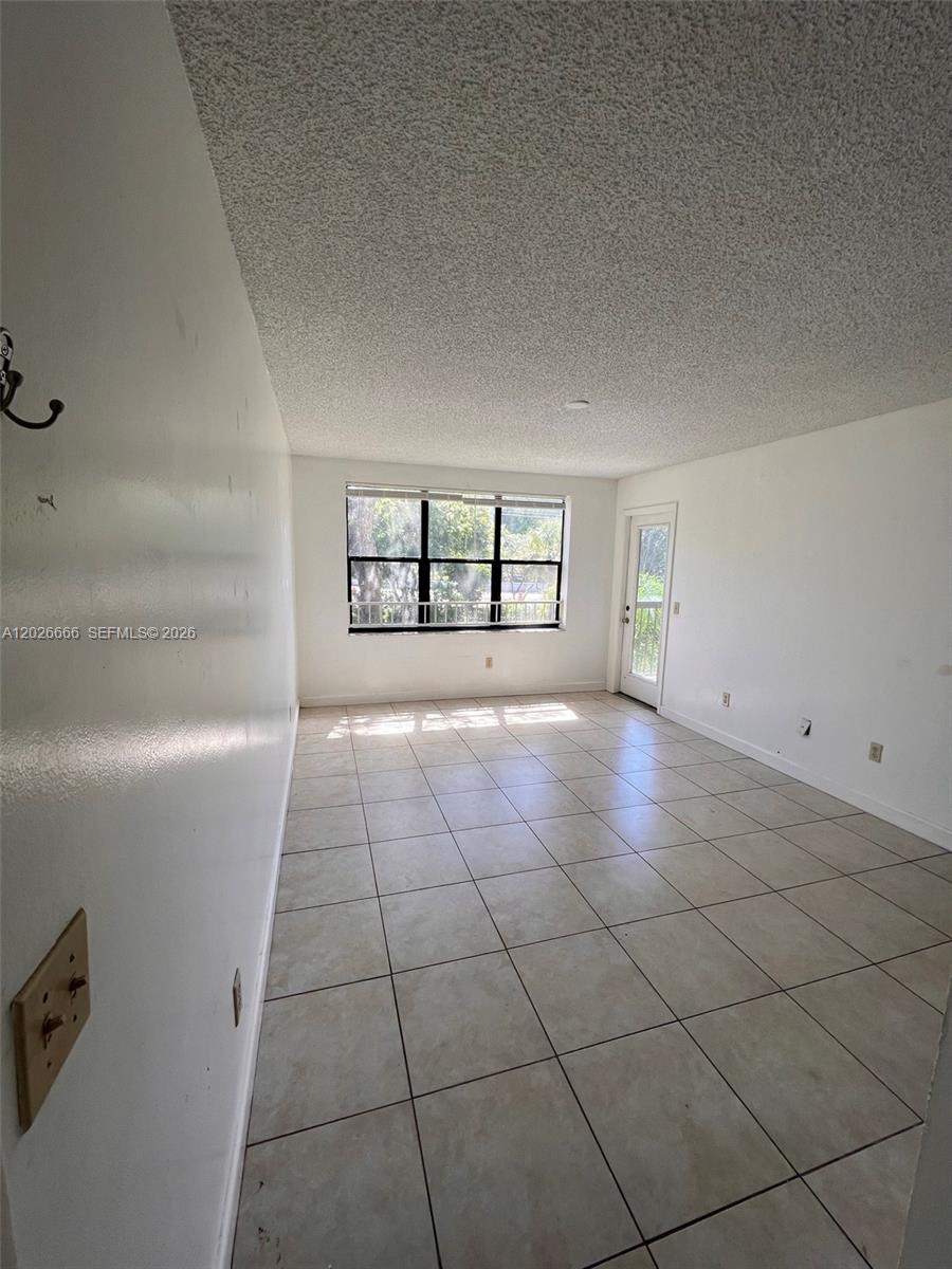 View photos, virtual tours, details... 4581 W Mcnab Rd 20