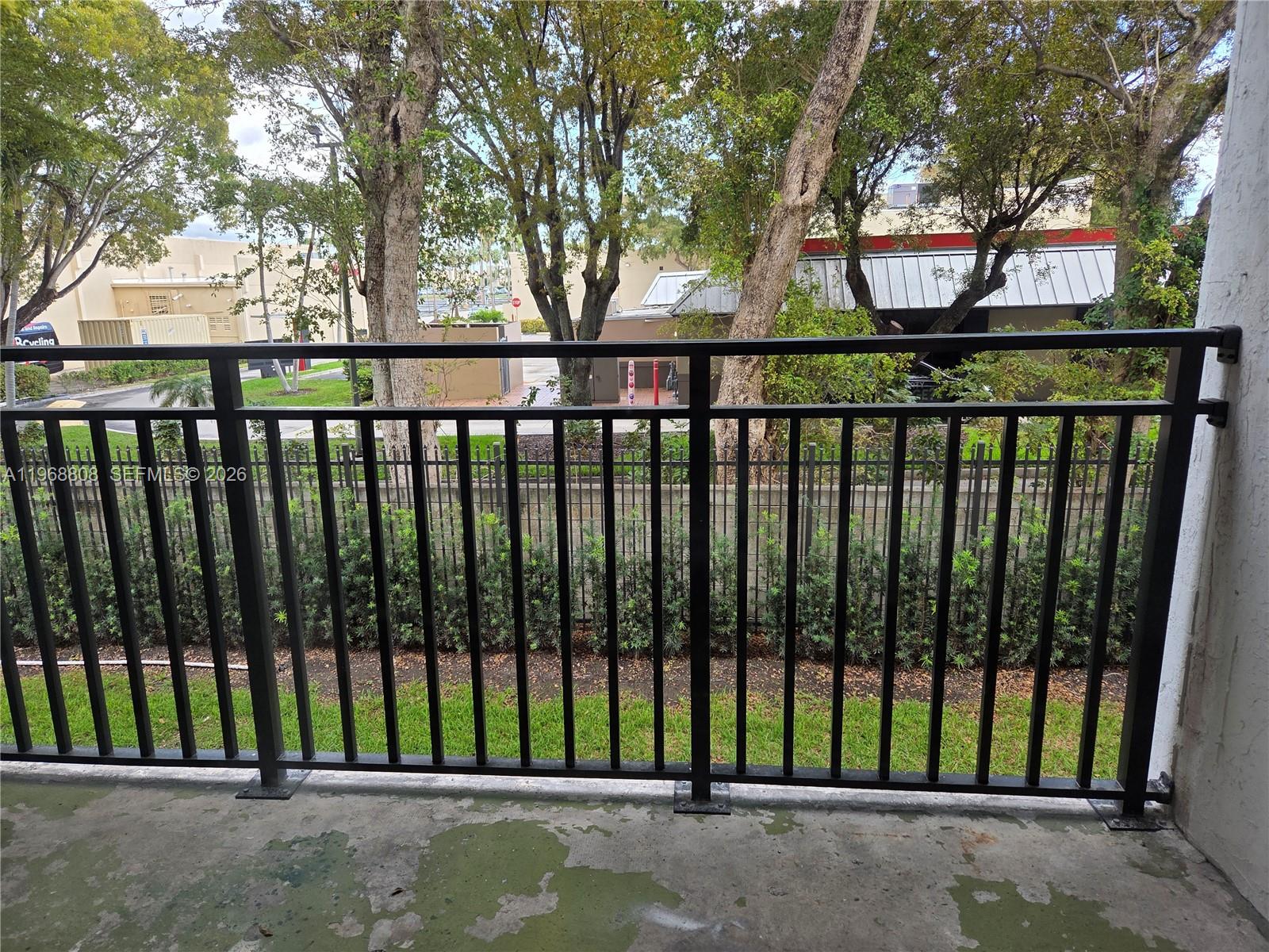 EL CONQUISTADOR SOUTH CON - Residential