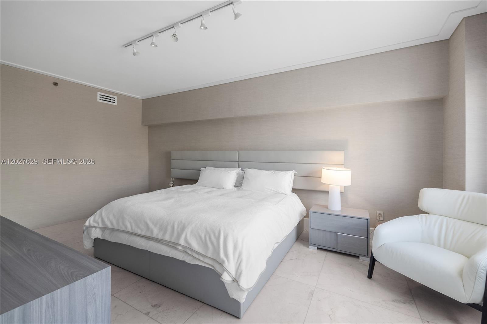 OCEAN TOWER ONE CONDO - Residential