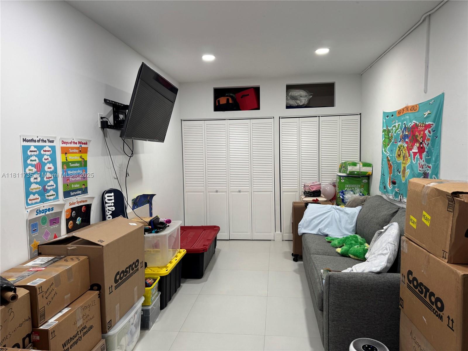 BENT TREE PARCEL 6 CONDO - Residential Lease