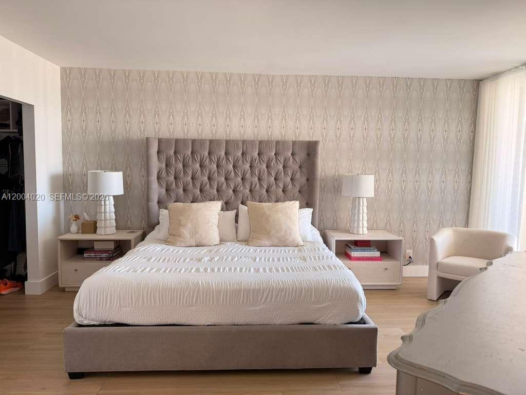 THE LANDMARK CONDO - Residential