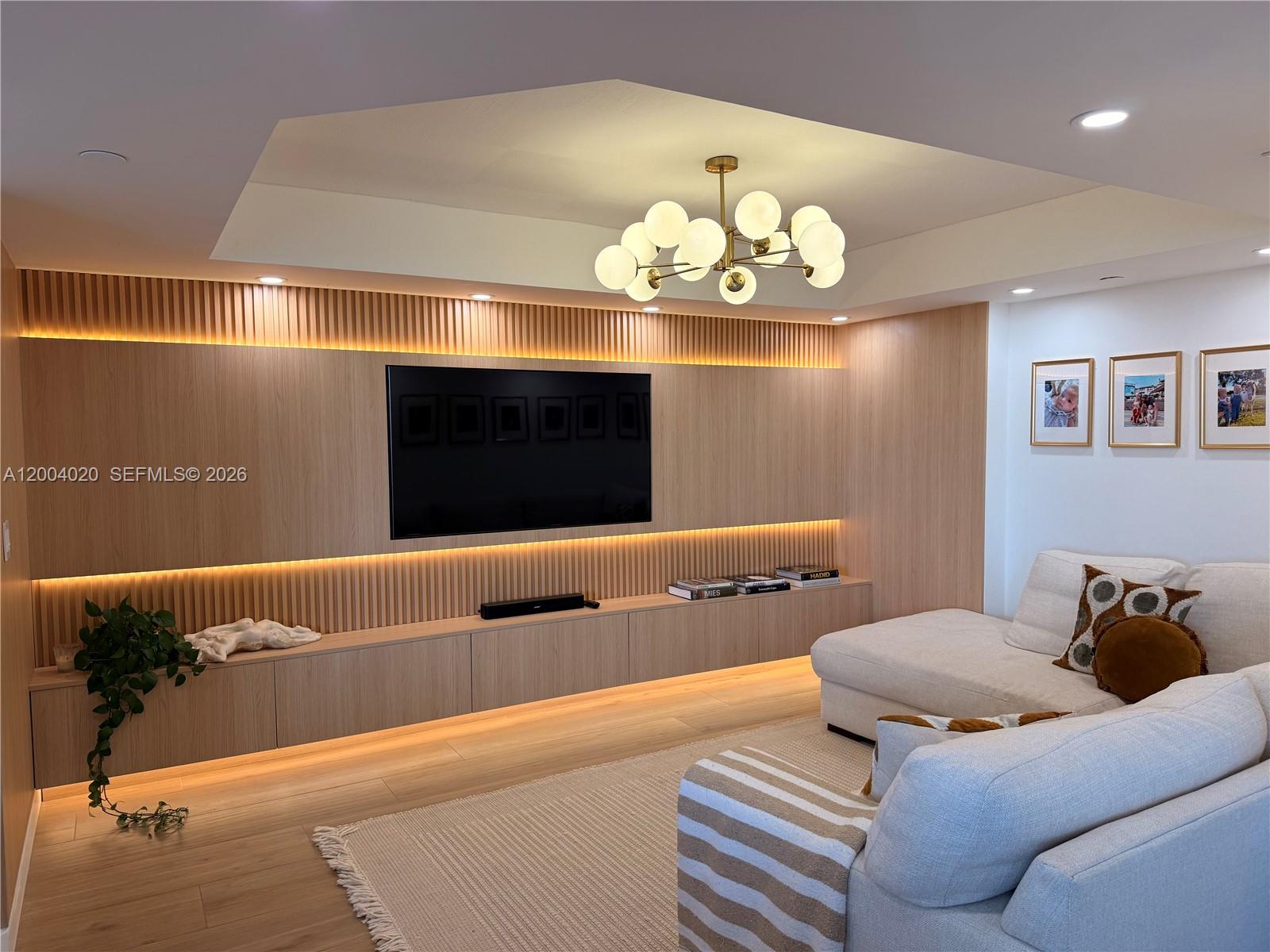 20185 E Country Club Dr 1907