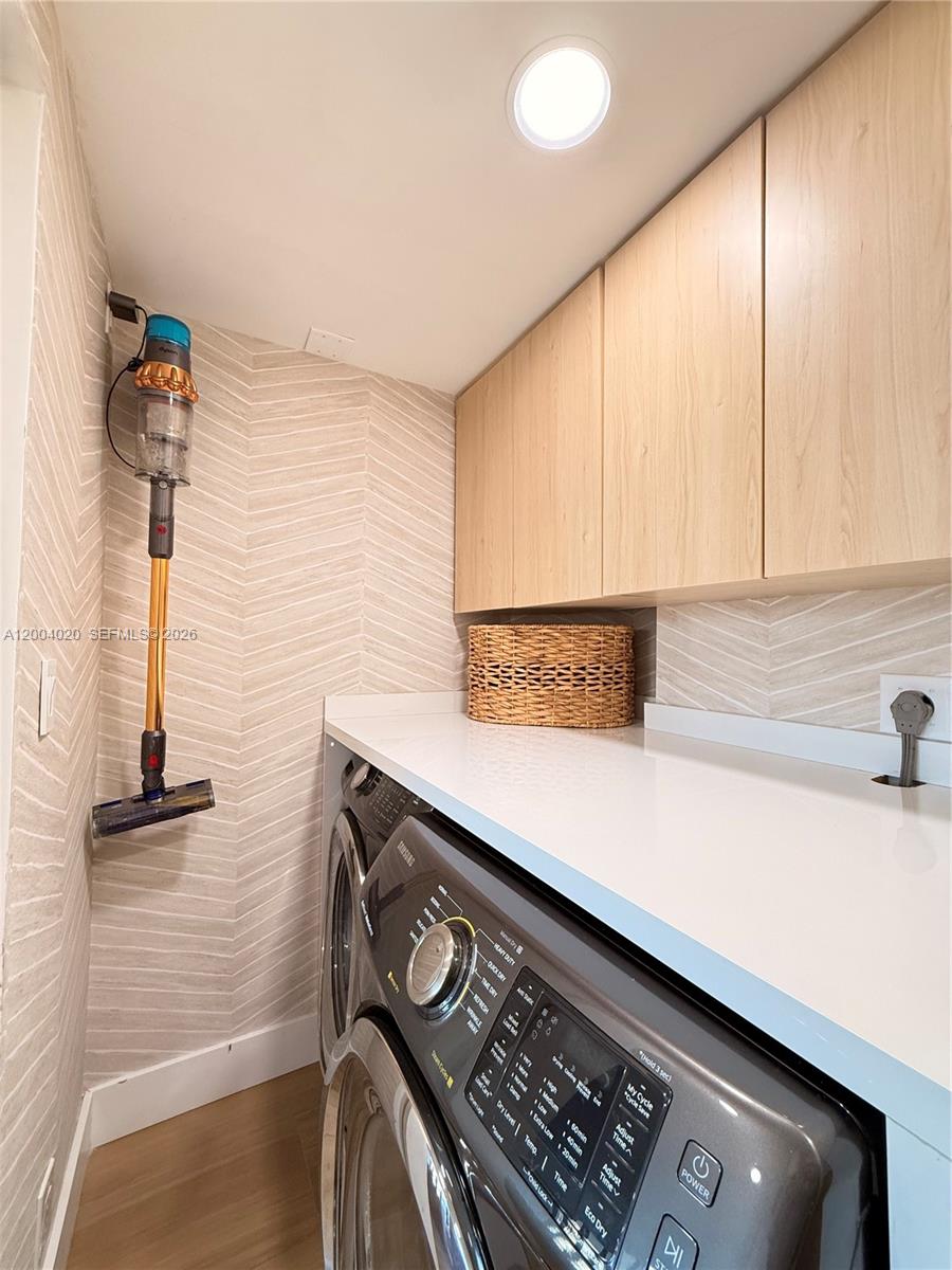 THE LANDMARK CONDO - Residential