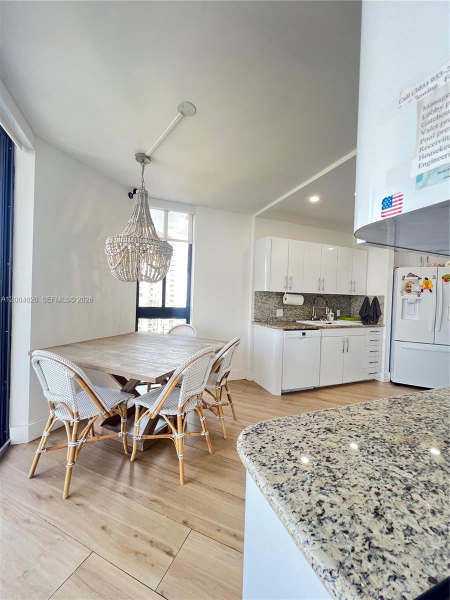 THE LANDMARK CONDO - Residential