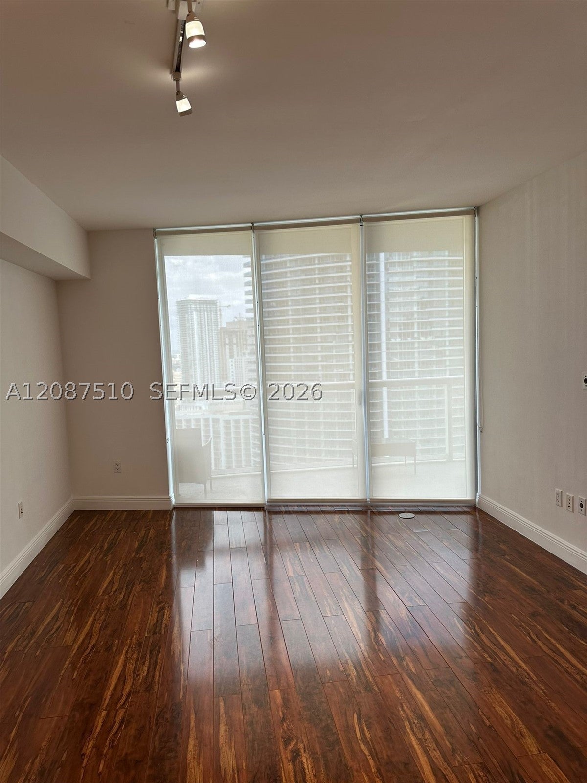 465 Brickell Ave 3404