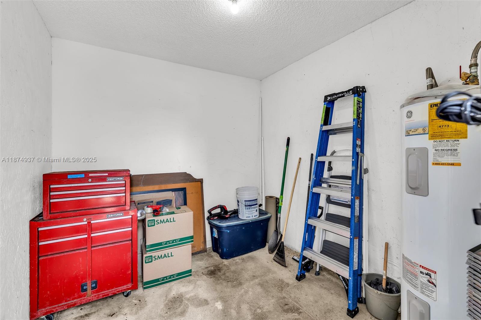 TWIN FOUNTAINS PHASE TWO - Residential