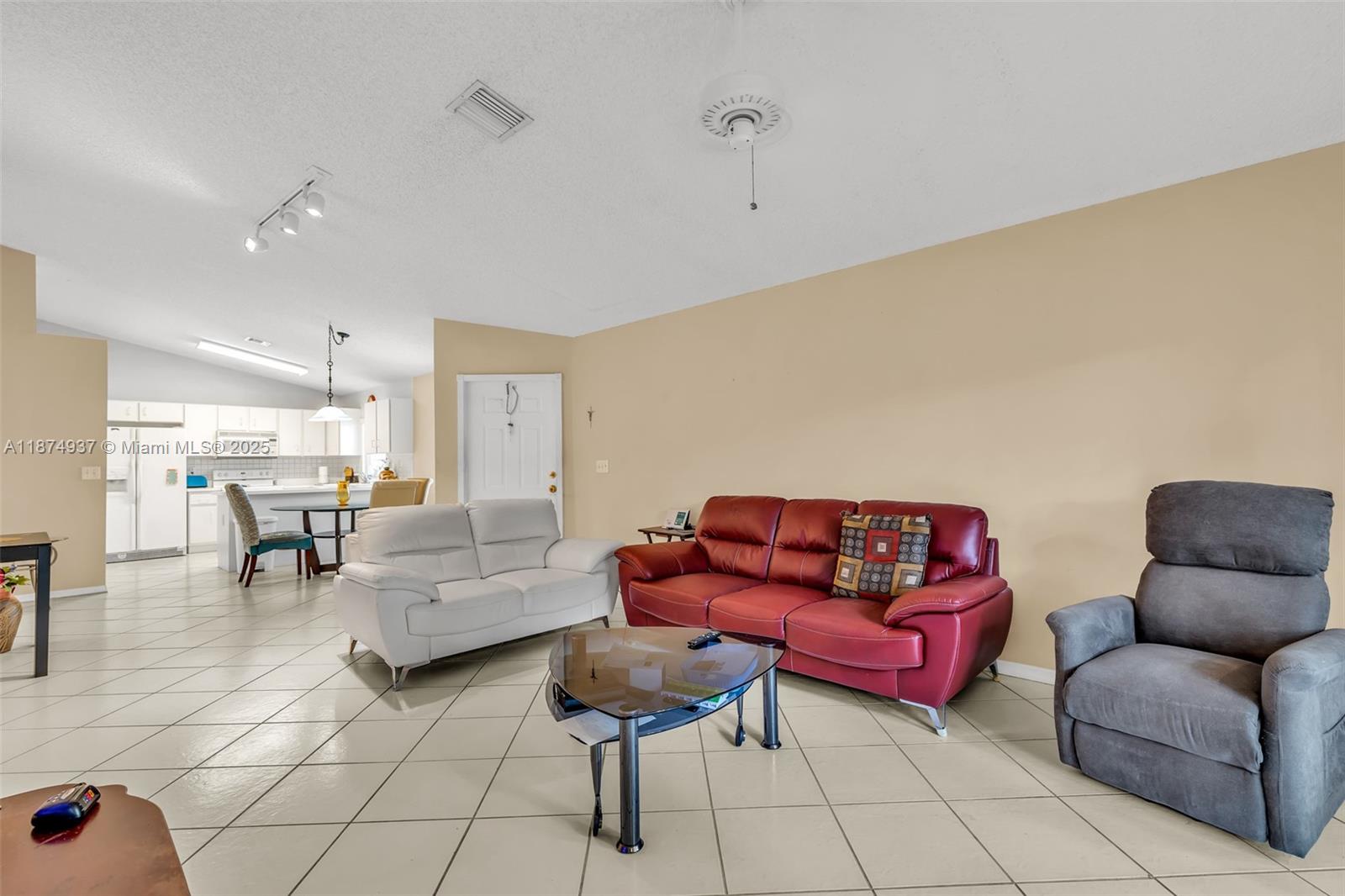 TWIN FOUNTAINS PHASE TWO - Residential