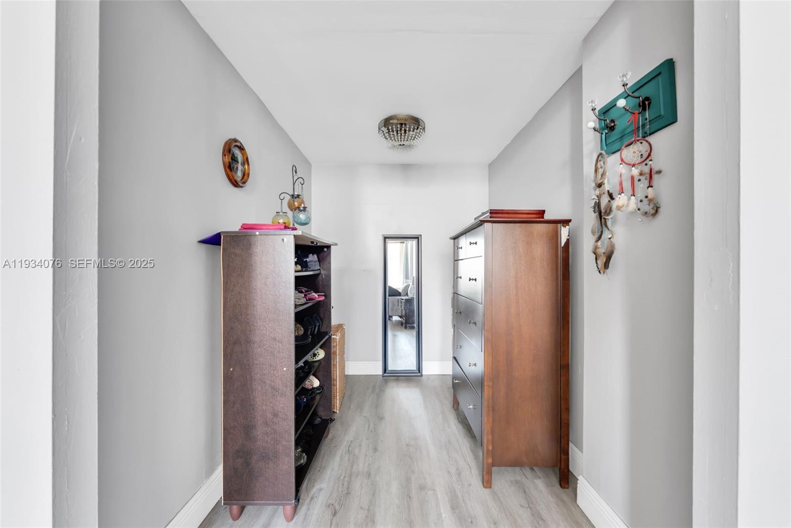 CRESTVIEW TOWERS CONDO - Residential