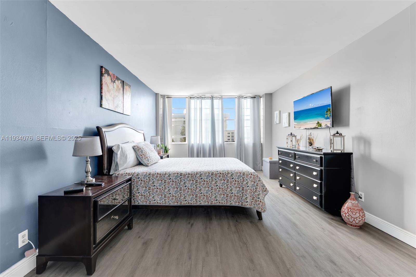 CRESTVIEW TOWERS CONDO - Residential