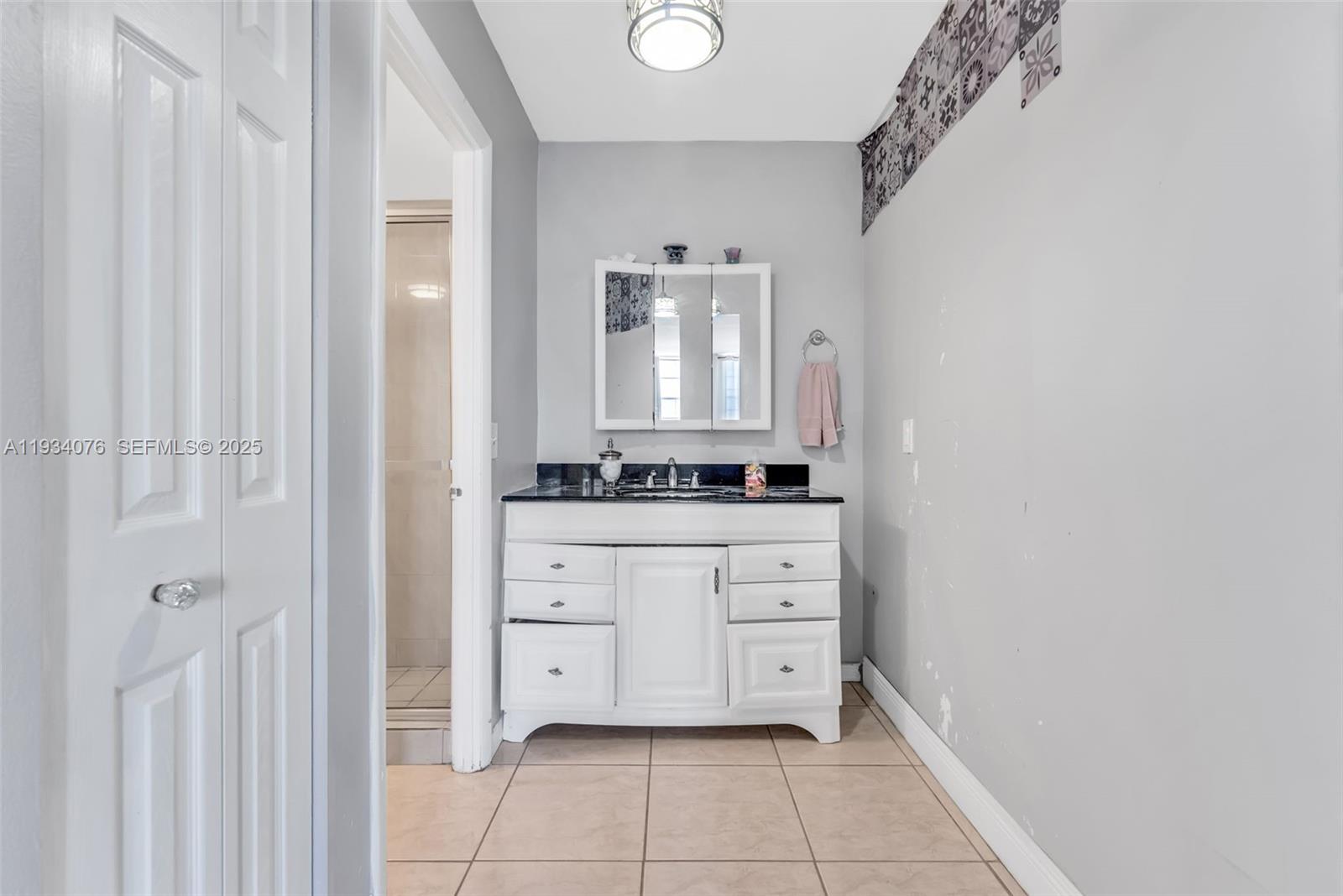 CRESTVIEW TOWERS CONDO - Residential