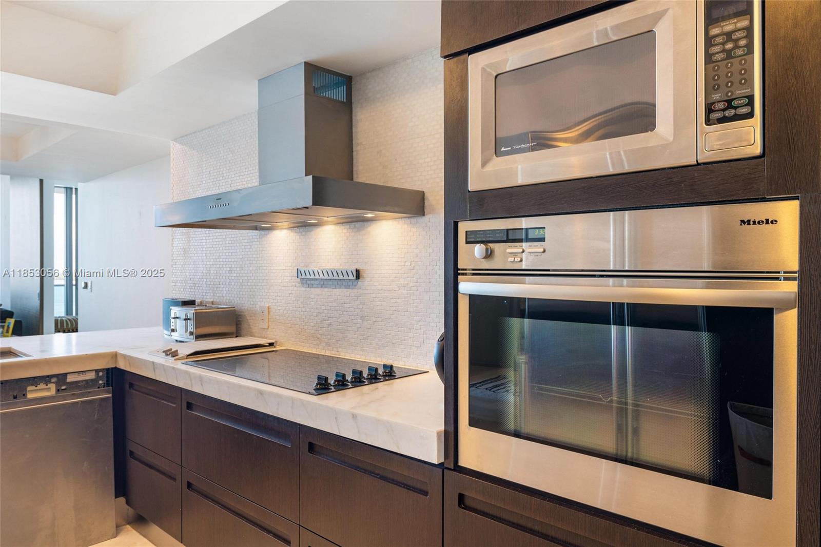 JADE RESIDENCES AT BRICKE - Residential Lease