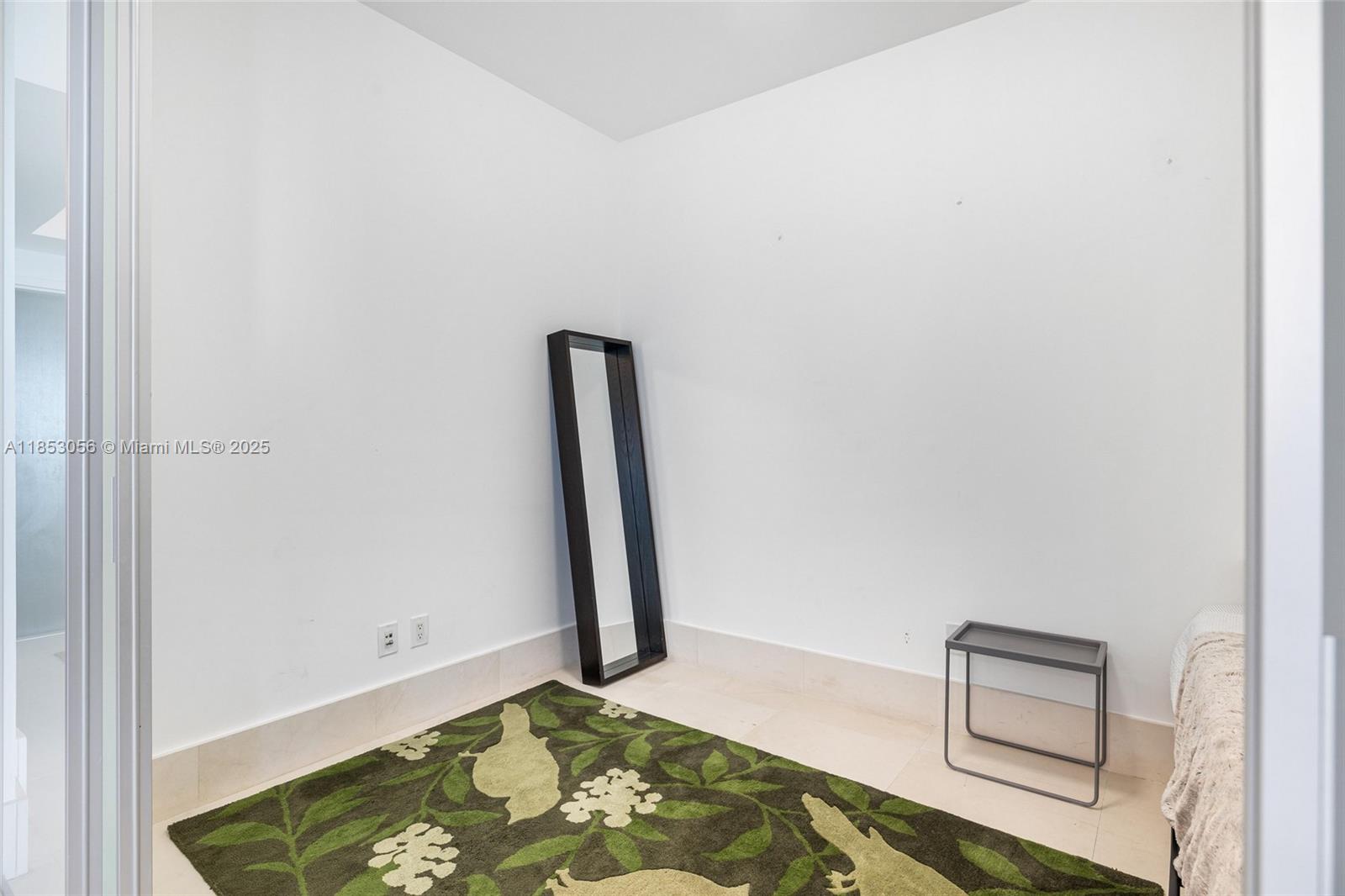 JADE RESIDENCES AT BRICKE - Residential Lease