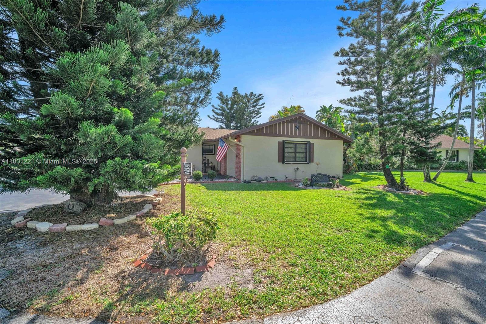 2218 Nova Village Dr