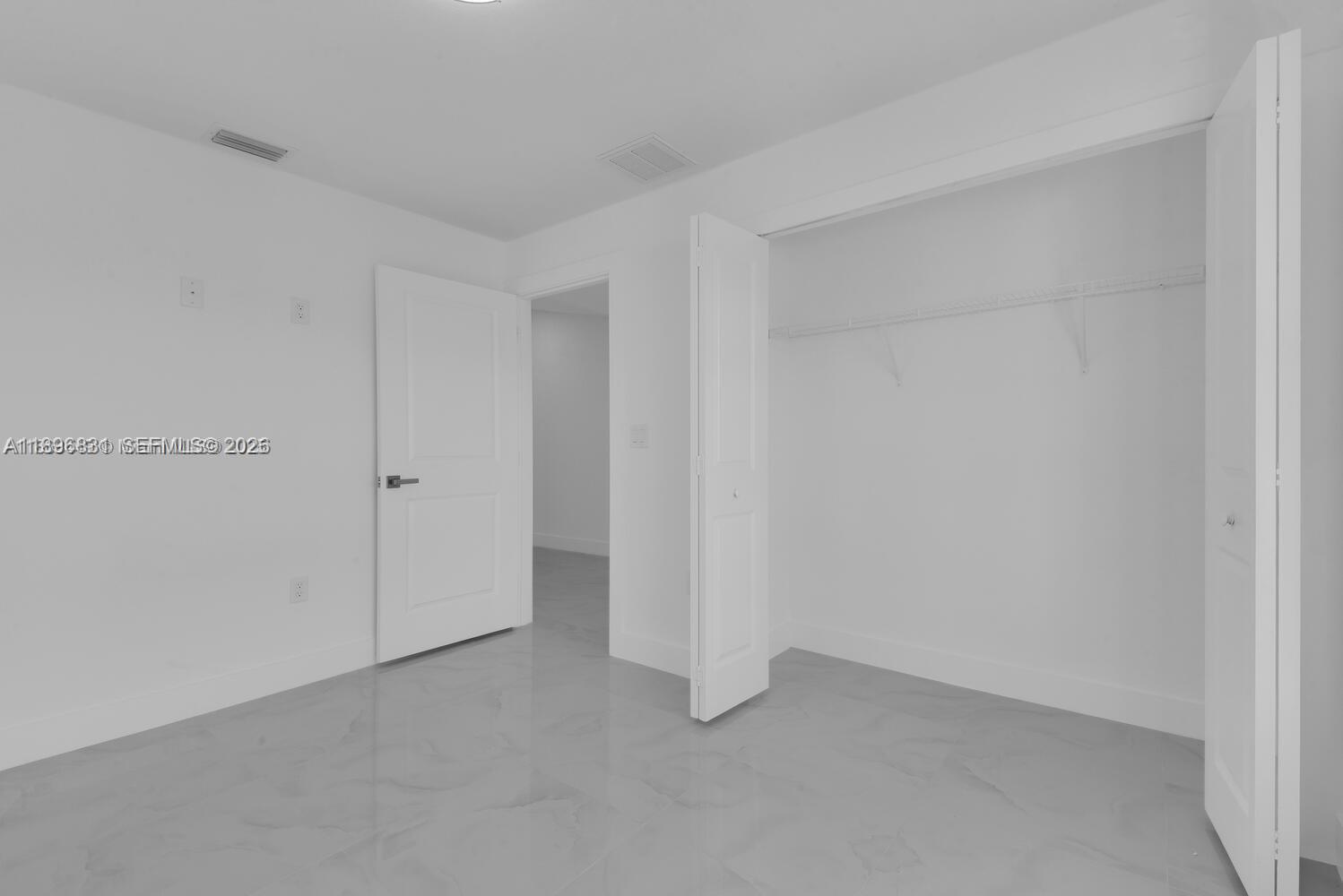 LEHIGH ESTATES - Residential Income