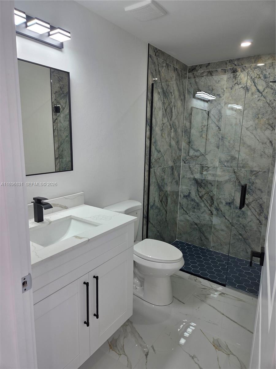 LEHIGH ESTATES - Residential Income