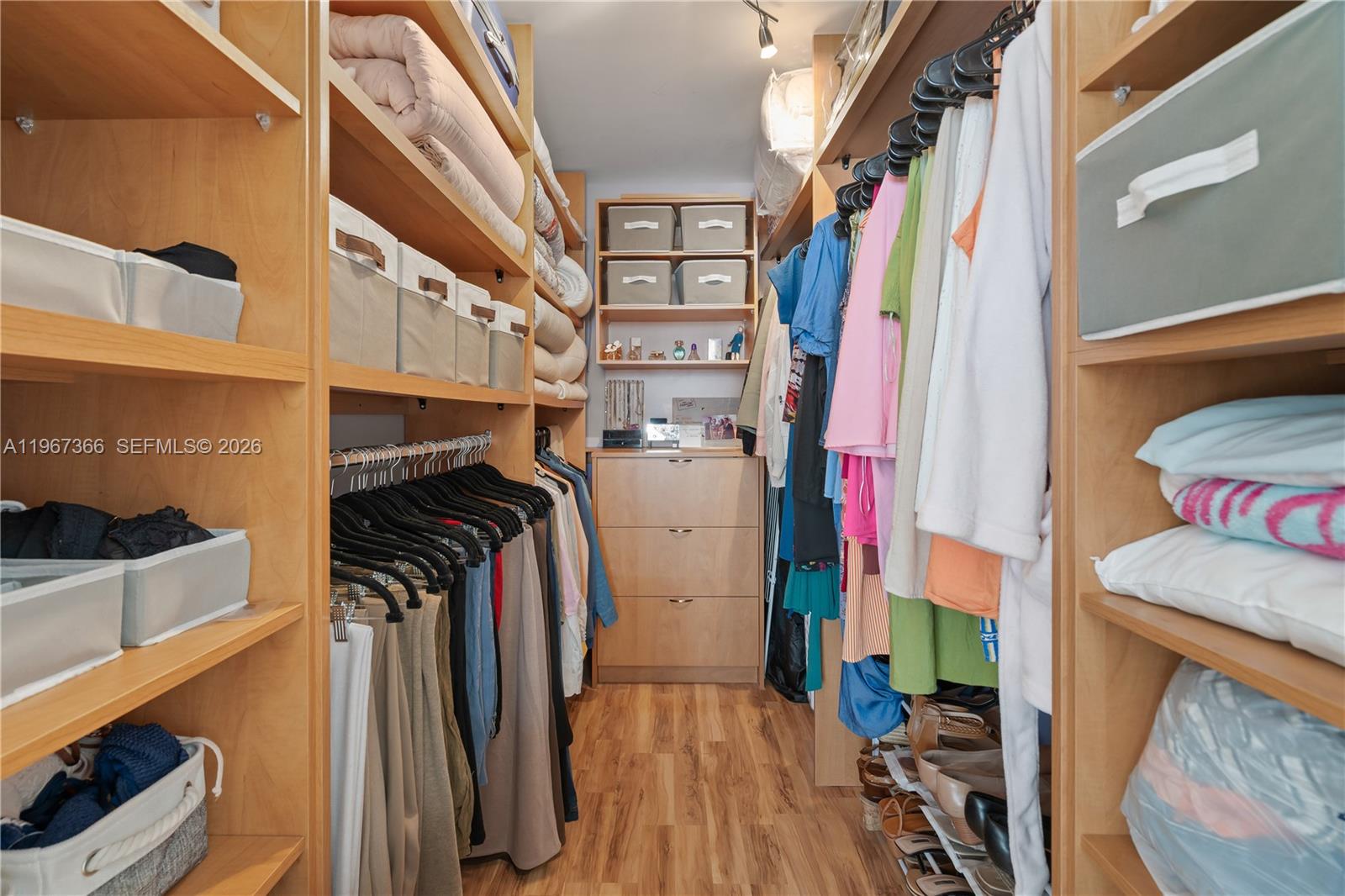 CLIFTON CONDO - Residential