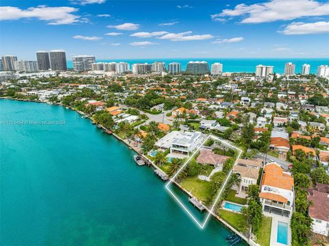 9250 Bay Dr Surfside FL 33154