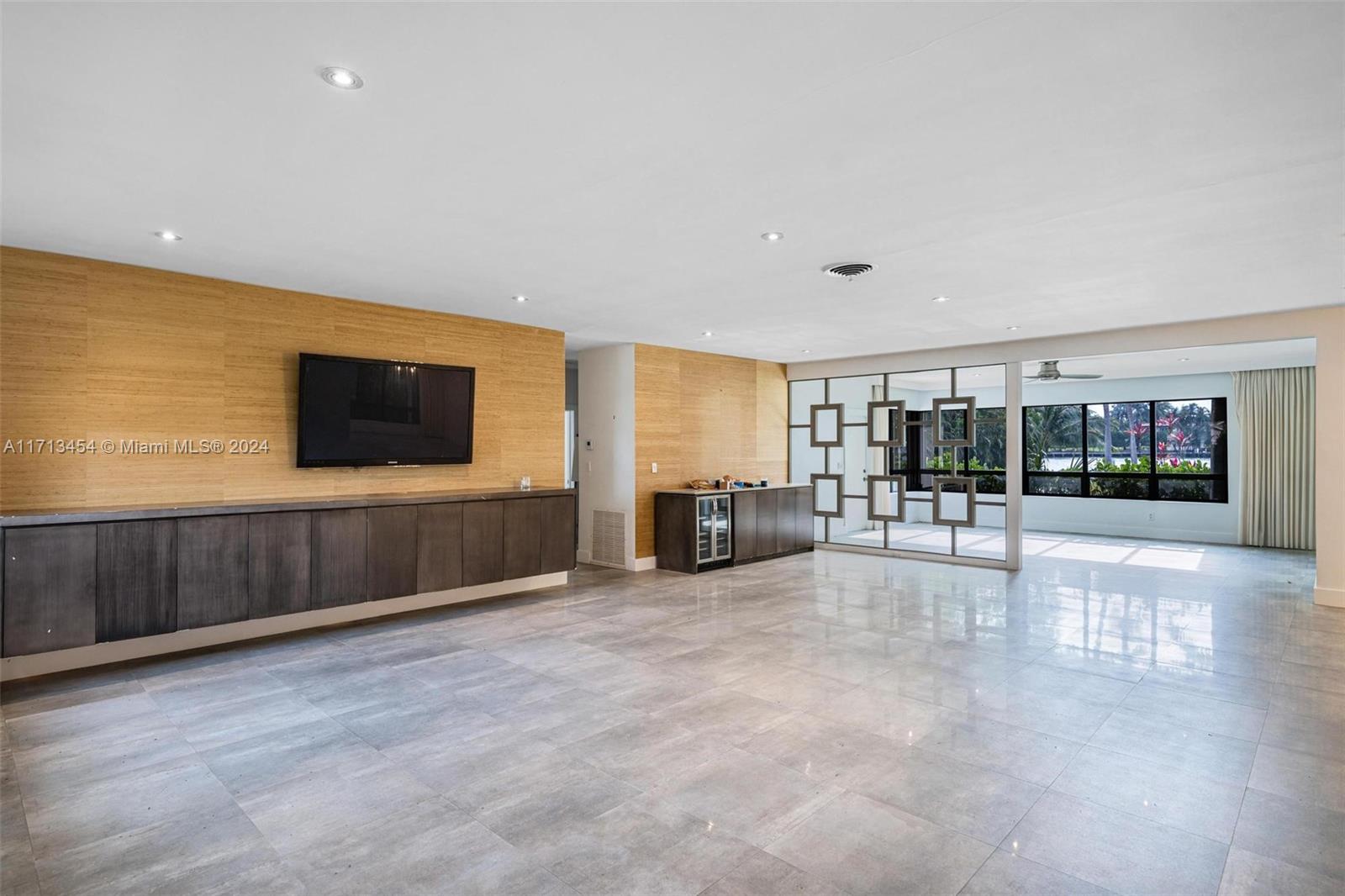 ALTOS DEL MAR NO 5 - Residential