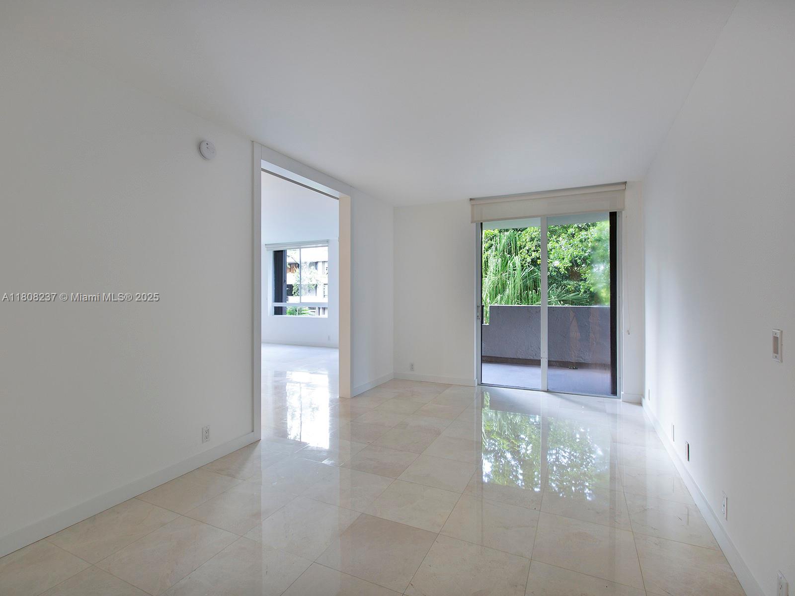 121 Crandon Blvd 252