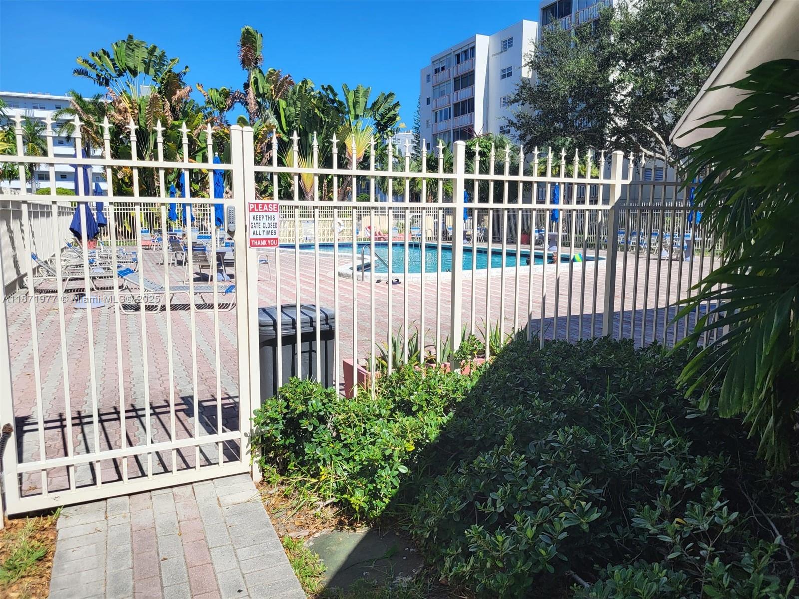 MEADOWBROOK CONDO APTS BL - Residential