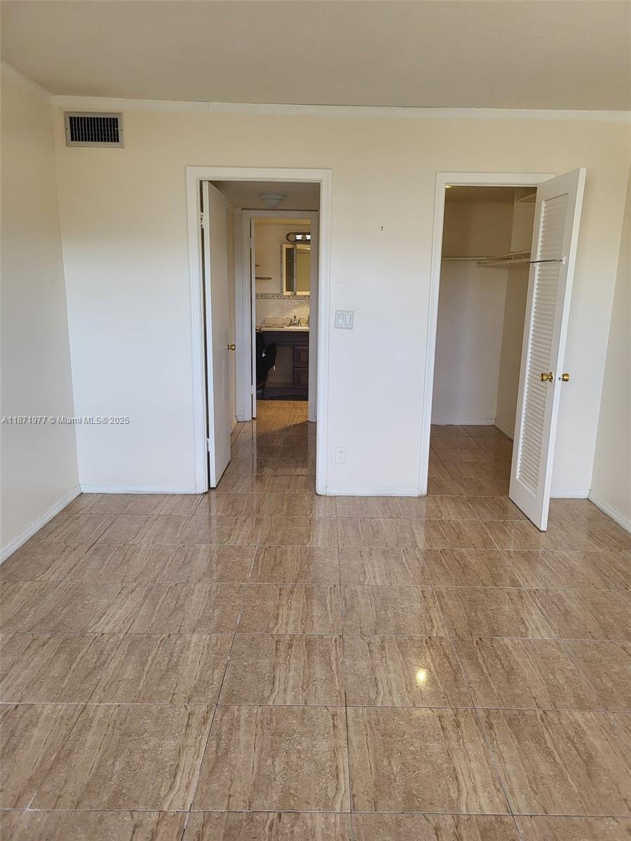 MEADOWBROOK CONDO APTS BL - Residential