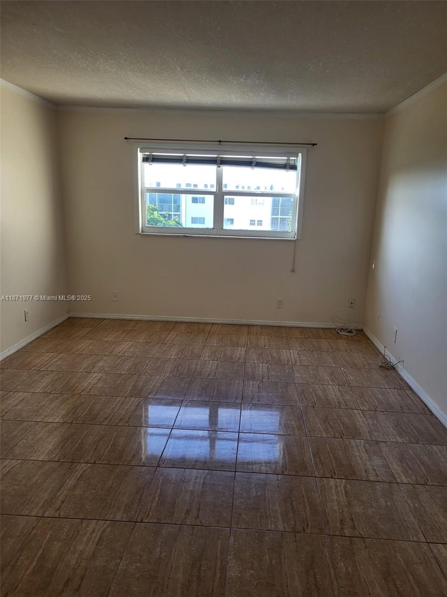 MEADOWBROOK CONDO APTS BL - Residential