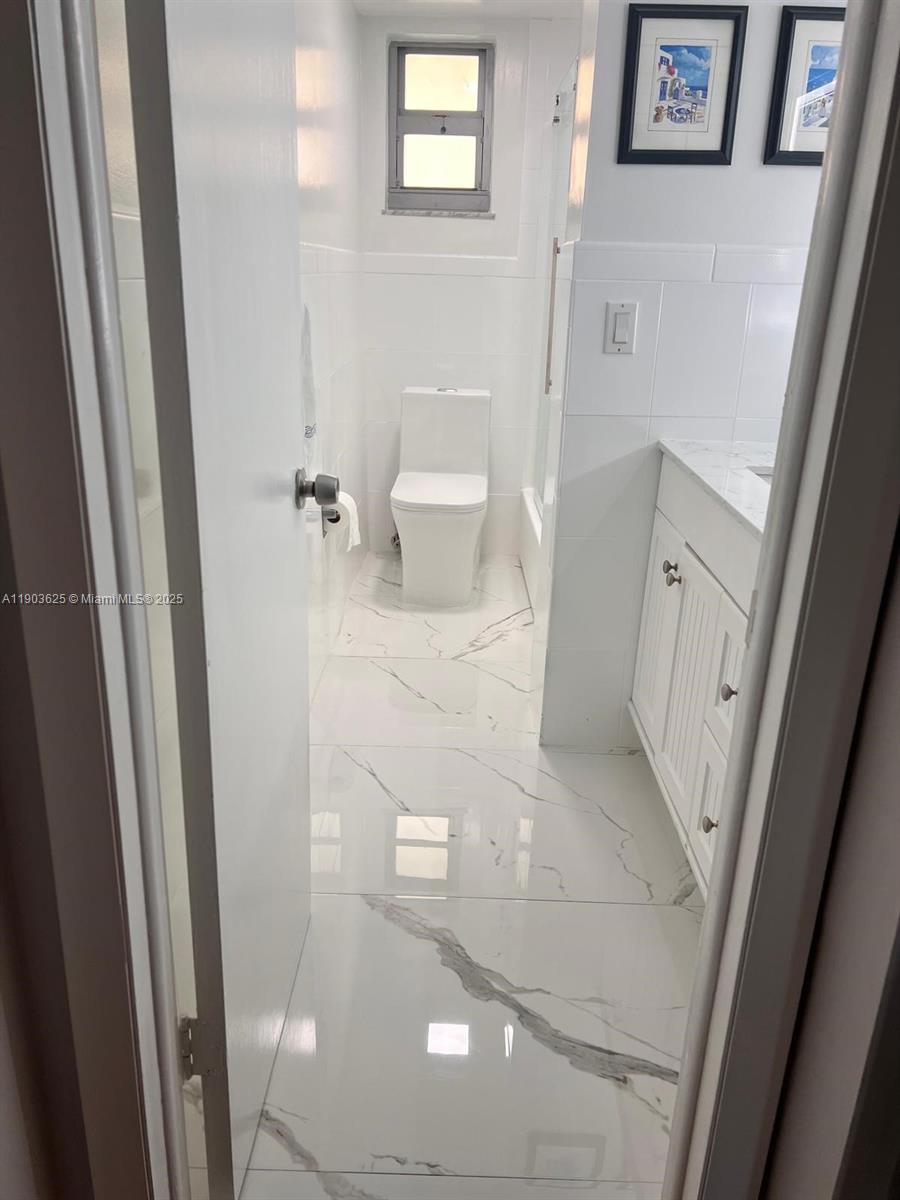 ARCADIA CONDO - Residential Lease