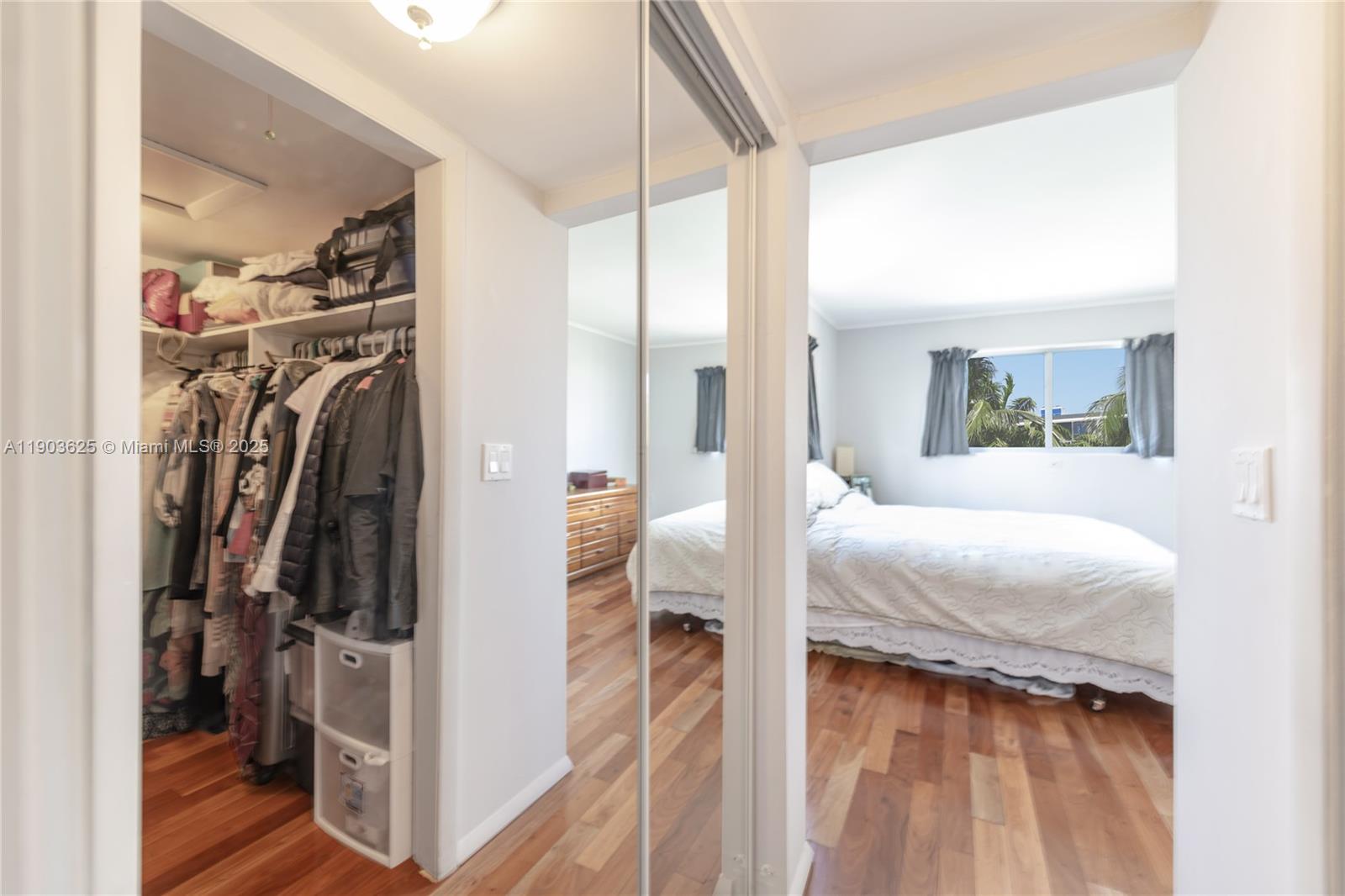 ARCADIA CONDO - Residential Lease