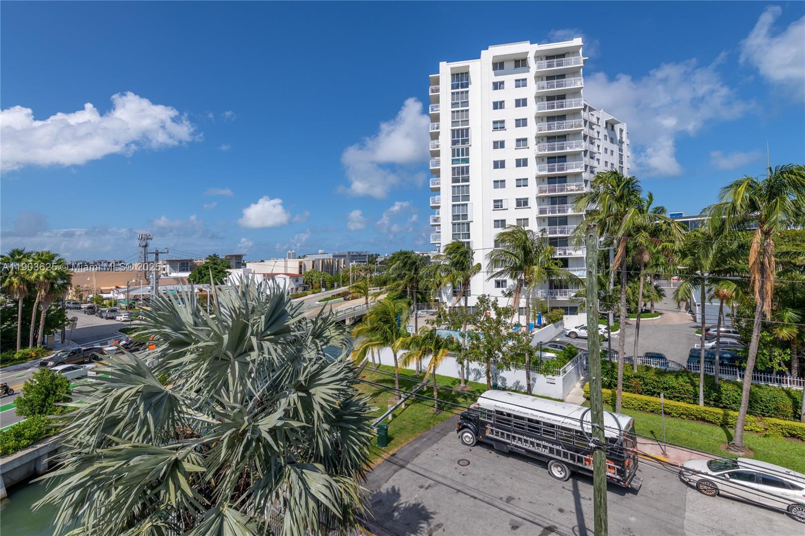 ARCADIA CONDO - Residential Lease