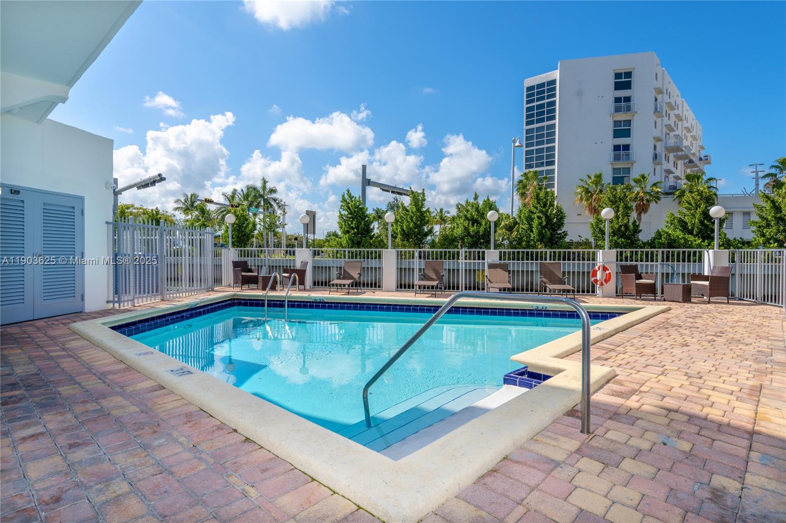 ARCADIA CONDO - Residential Lease