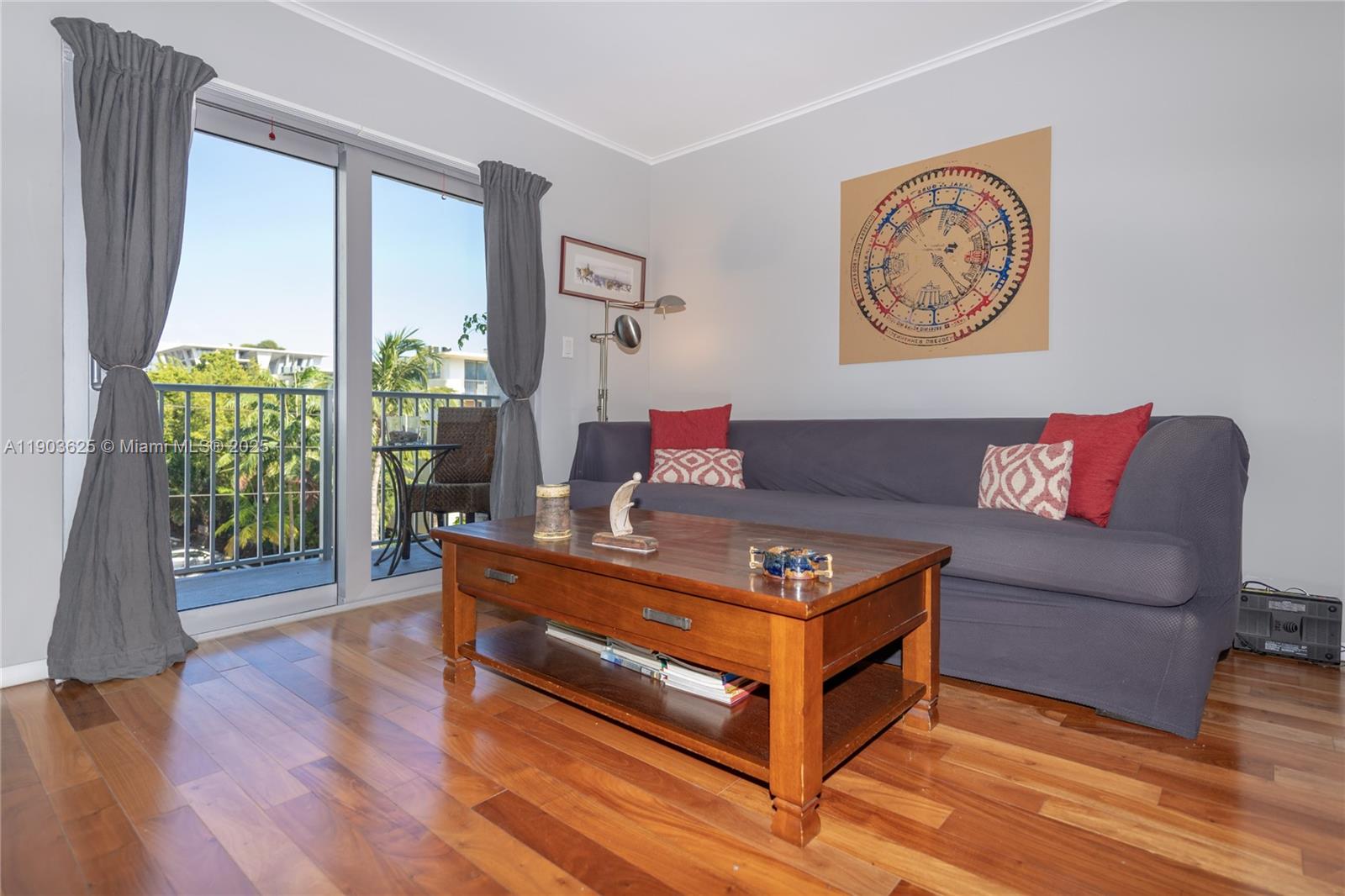 ARCADIA CONDO - Residential Lease