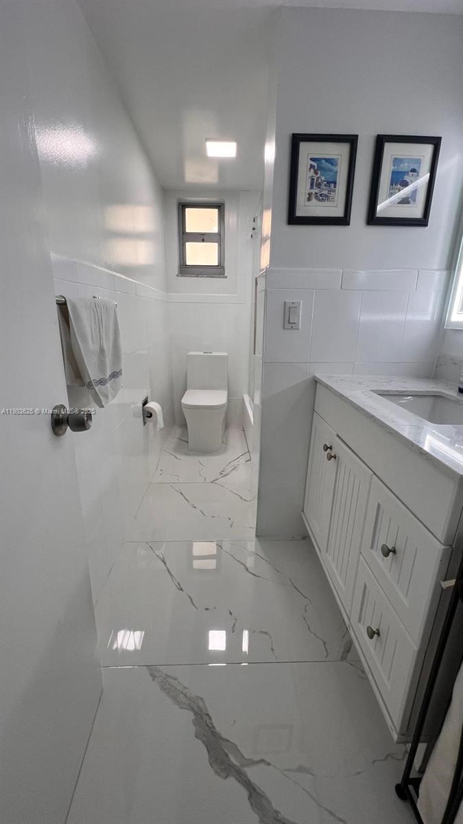 ARCADIA CONDO - Residential Lease