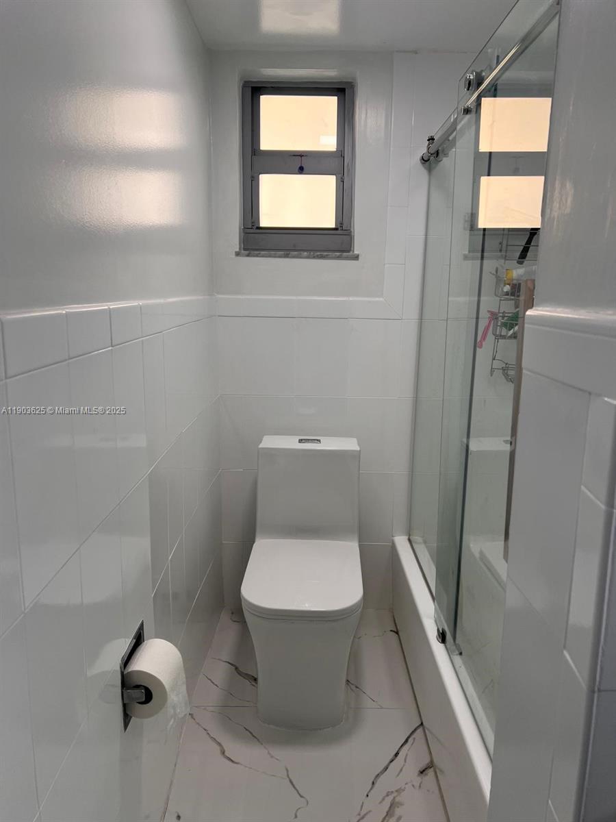 ARCADIA CONDO - Residential Lease