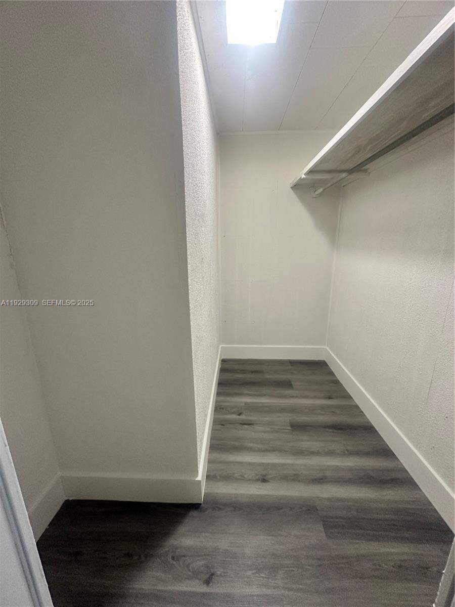 SLEEPY HOLLOW 1 - Residential Lease