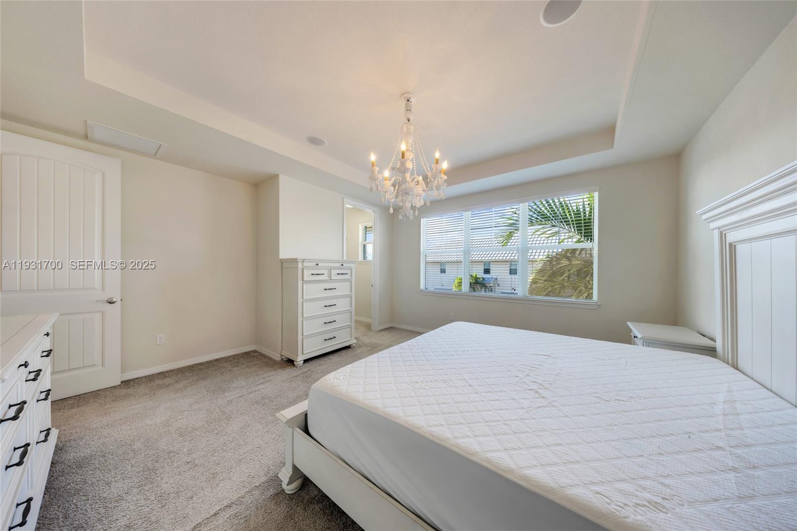 HILLCREST COUNTRY CLUB SO - Residential Lease