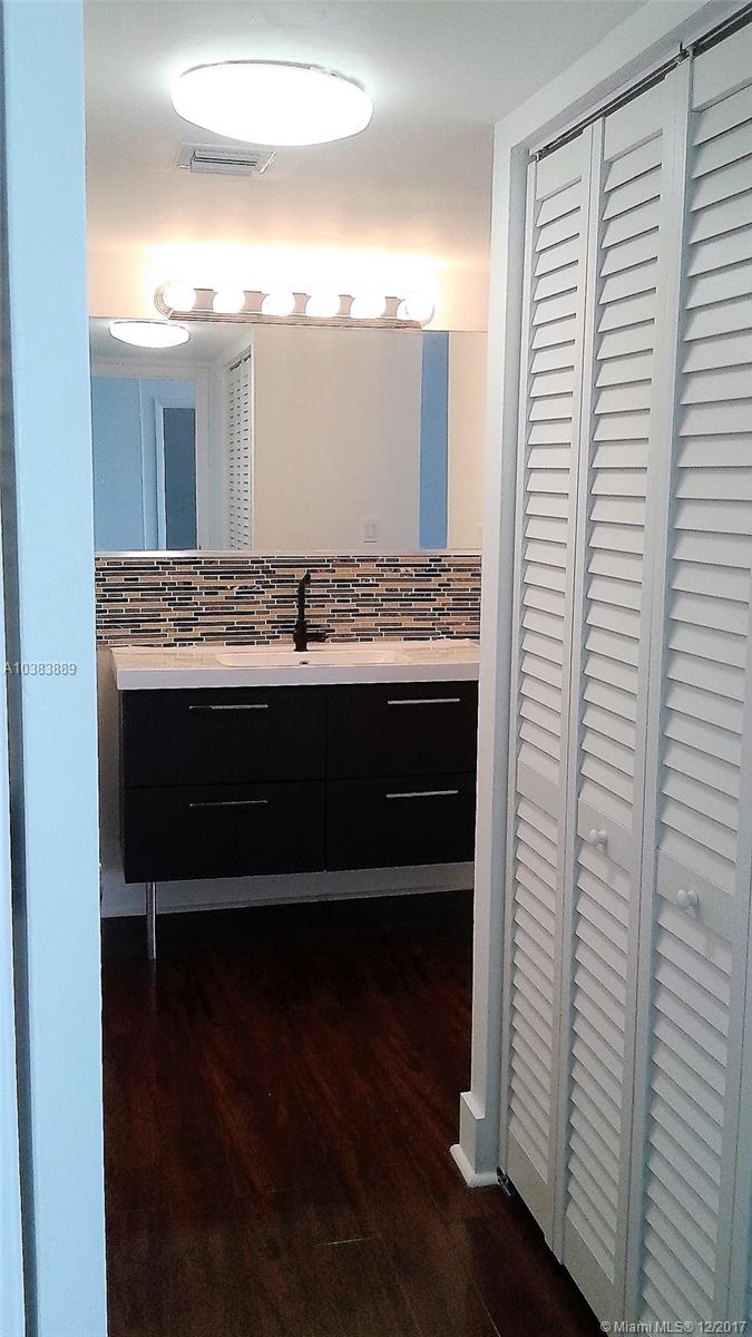 CORONADO CONDO- TOWER II - Residential Lease