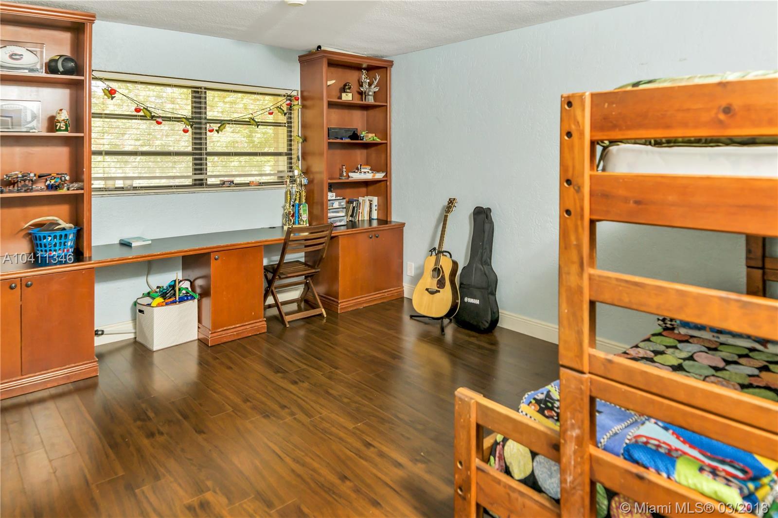 Lakes of Emerald Hills - Residential