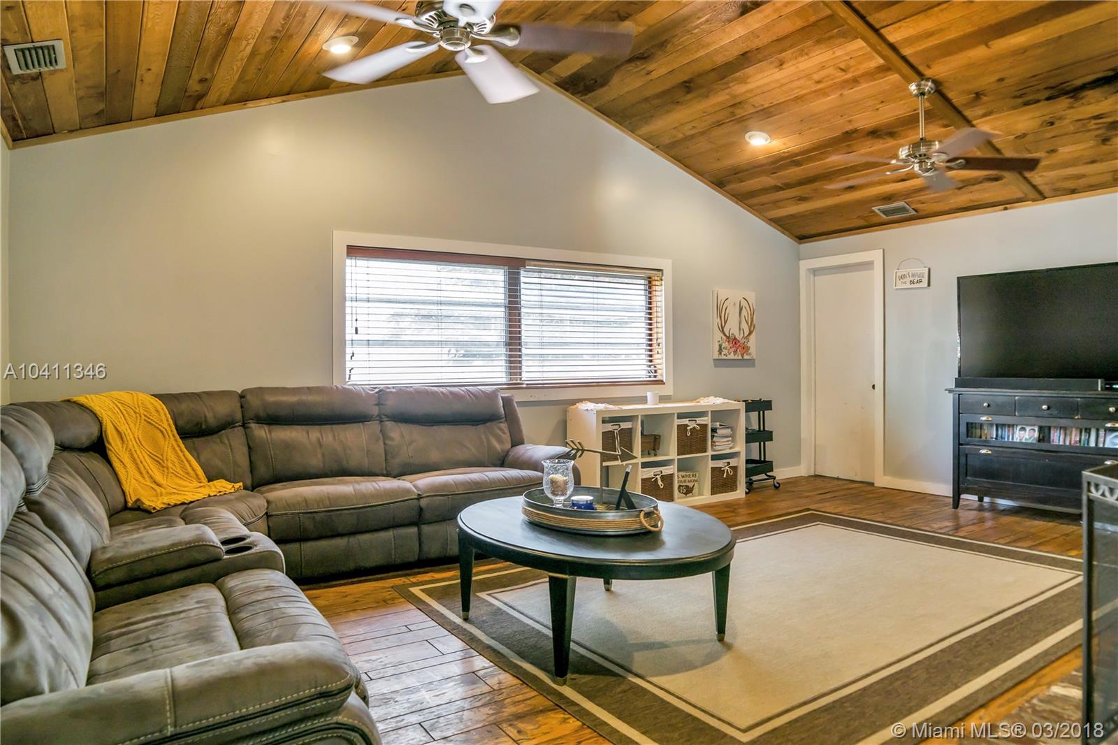 Lakes of Emerald Hills - Residential