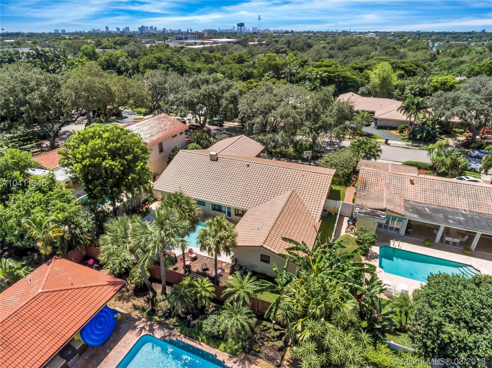 Lakes of Emerald Hills - Residential