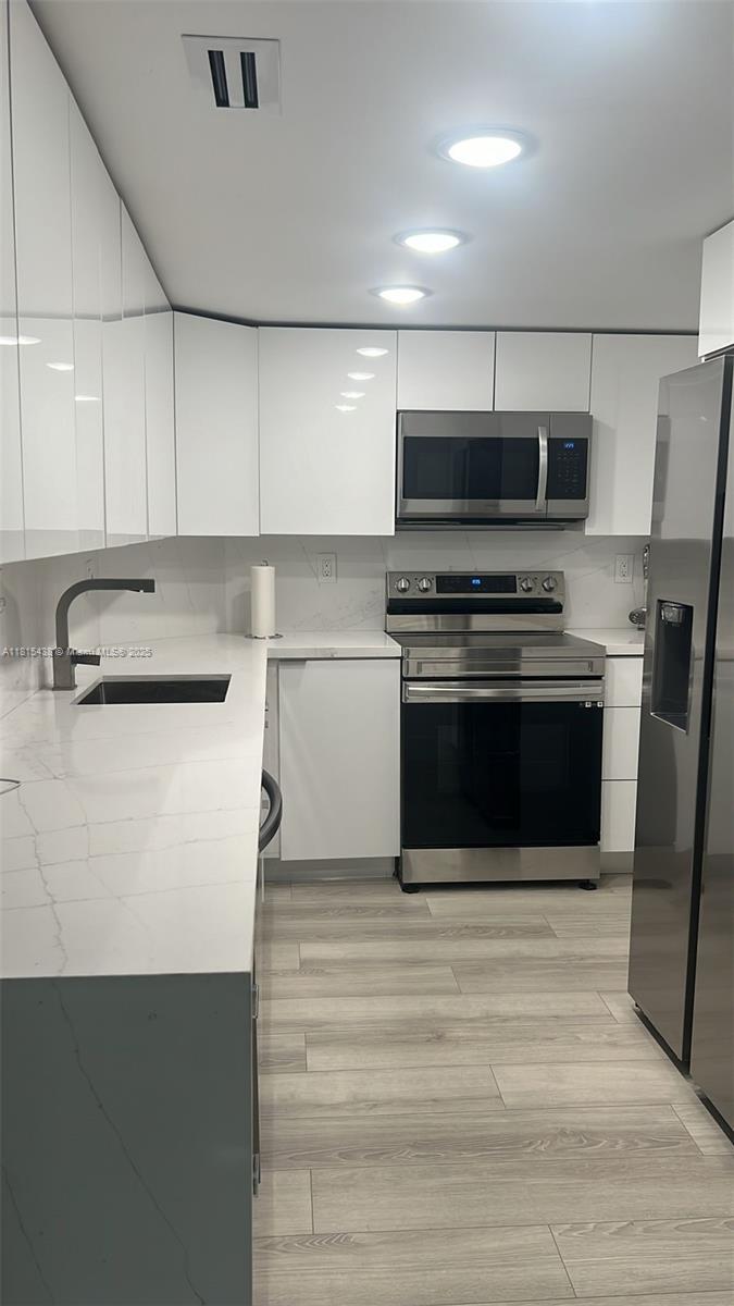 ARLEN HOUSE CONDO - Residential Lease