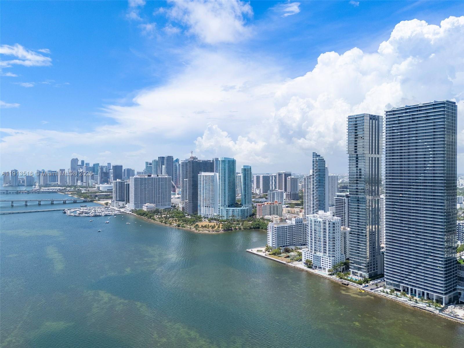 ARIA RESERVE - Residential Lease