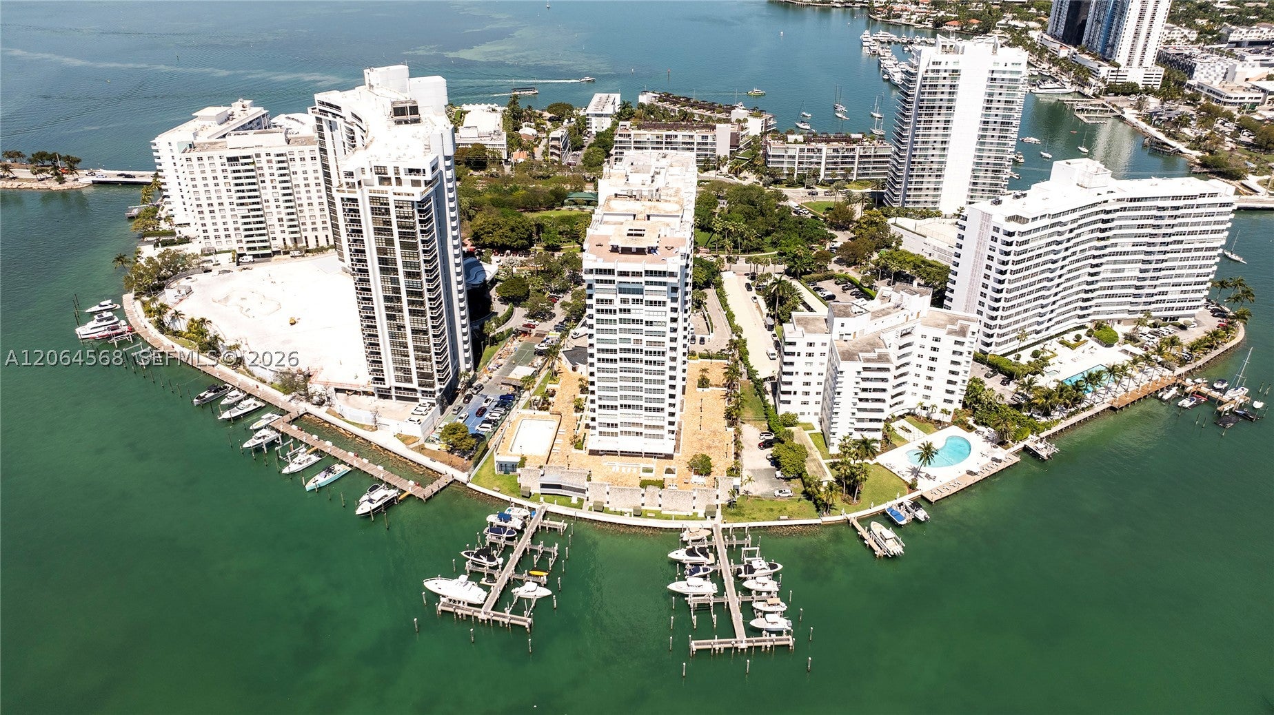 11 Island Ave 1604