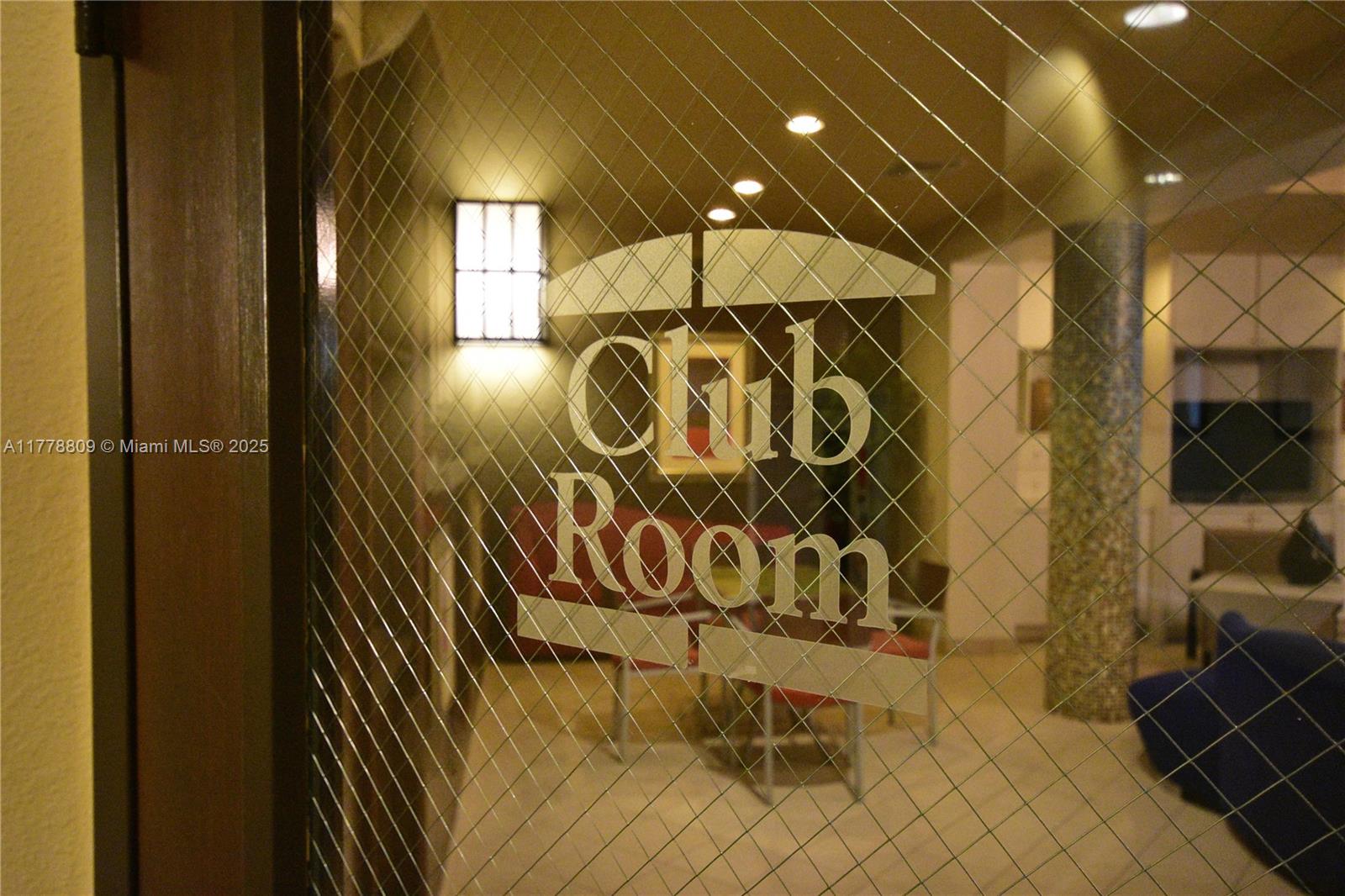 VALENCIA CONDO - Residential