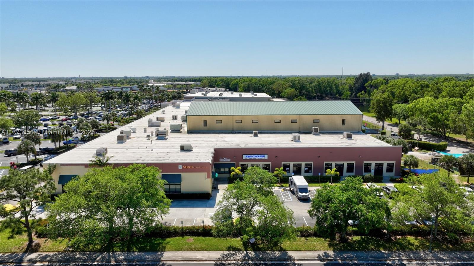 3202 SE Federal Hwy