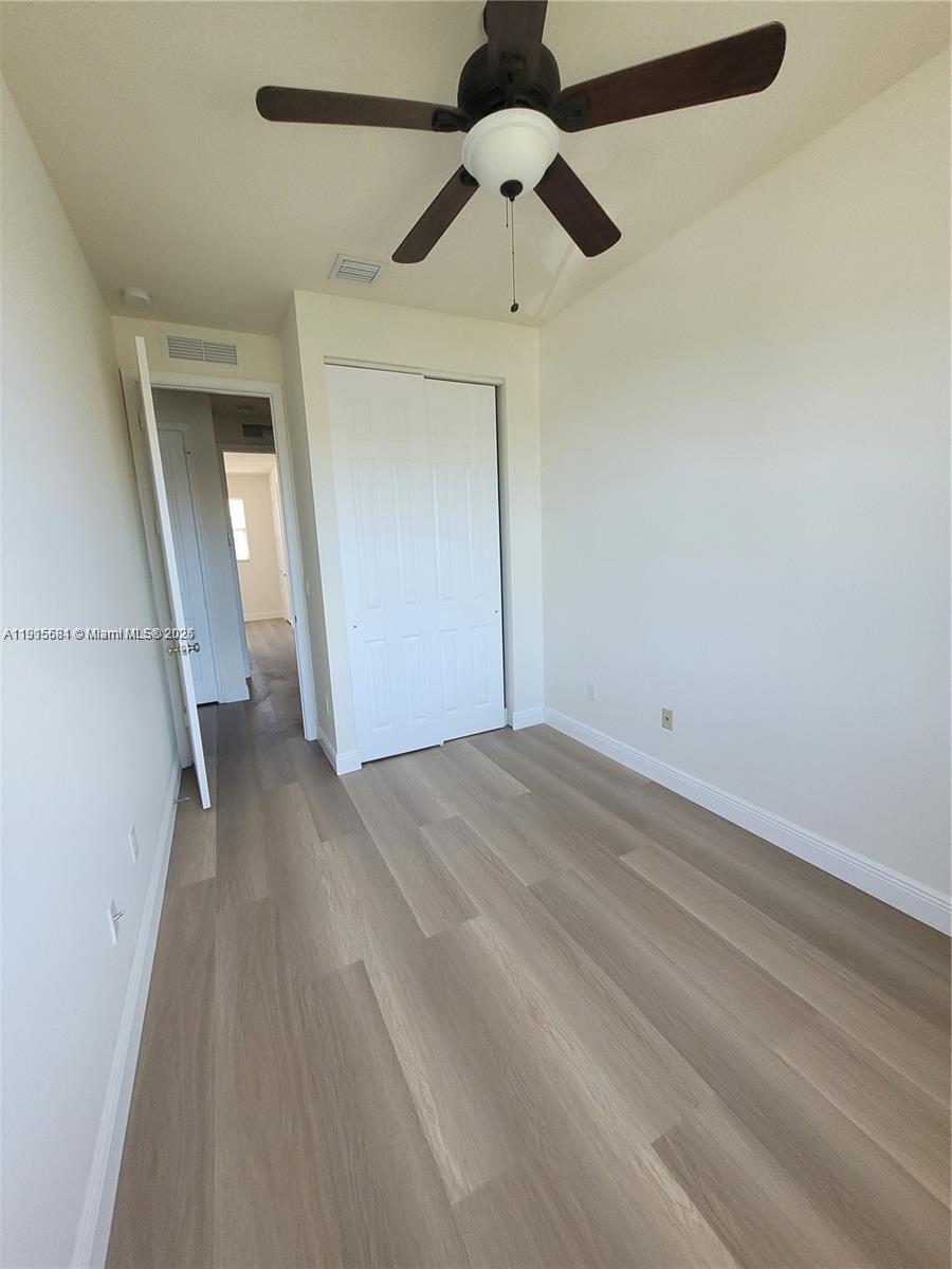 5150 HILLSBORO - Residential Lease