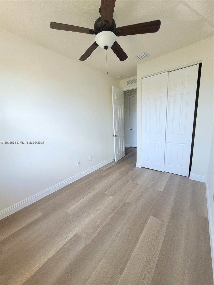 5150 HILLSBORO - Residential Lease