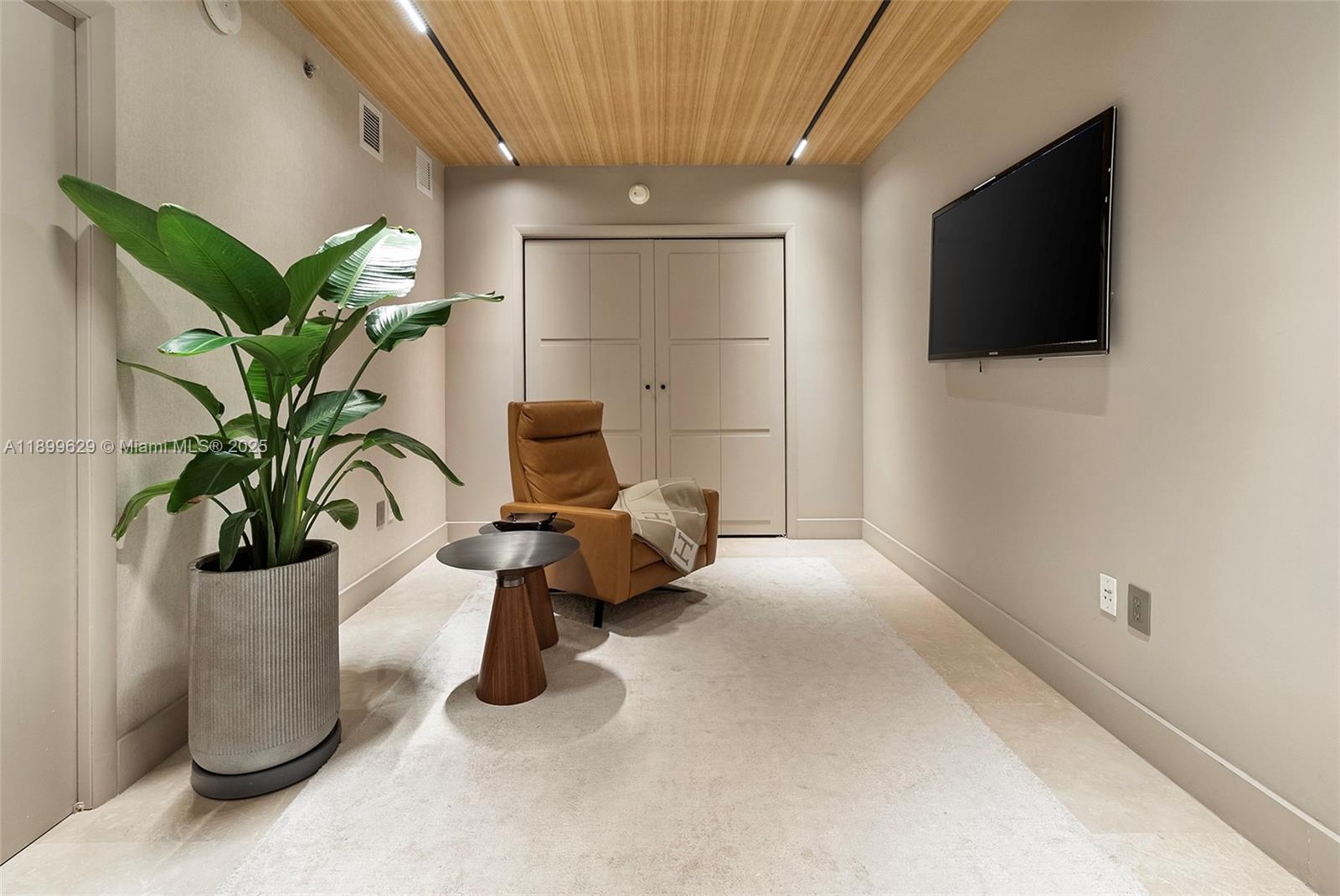 BEACH CLUB TWO CONDO - Residential