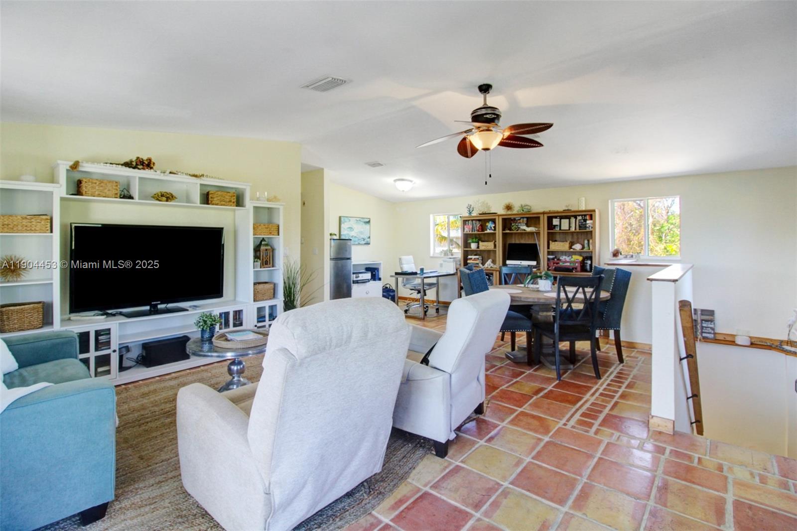 OCEAN REEF SHORES - Residential Lease