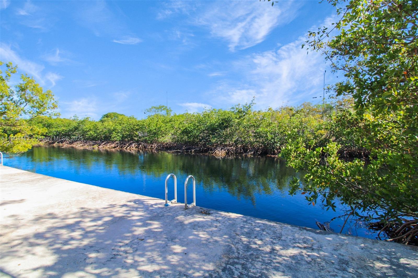 OCEAN REEF SHORES - Residential Lease